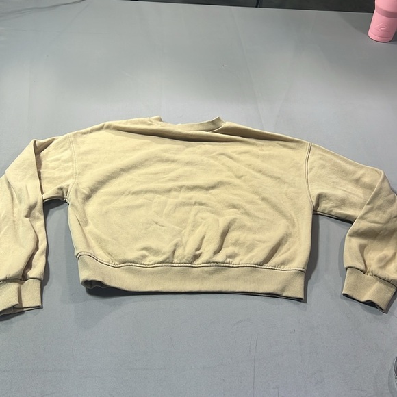 Divided cropped crew neck sweatshirt size xs - Picture 3 of 7